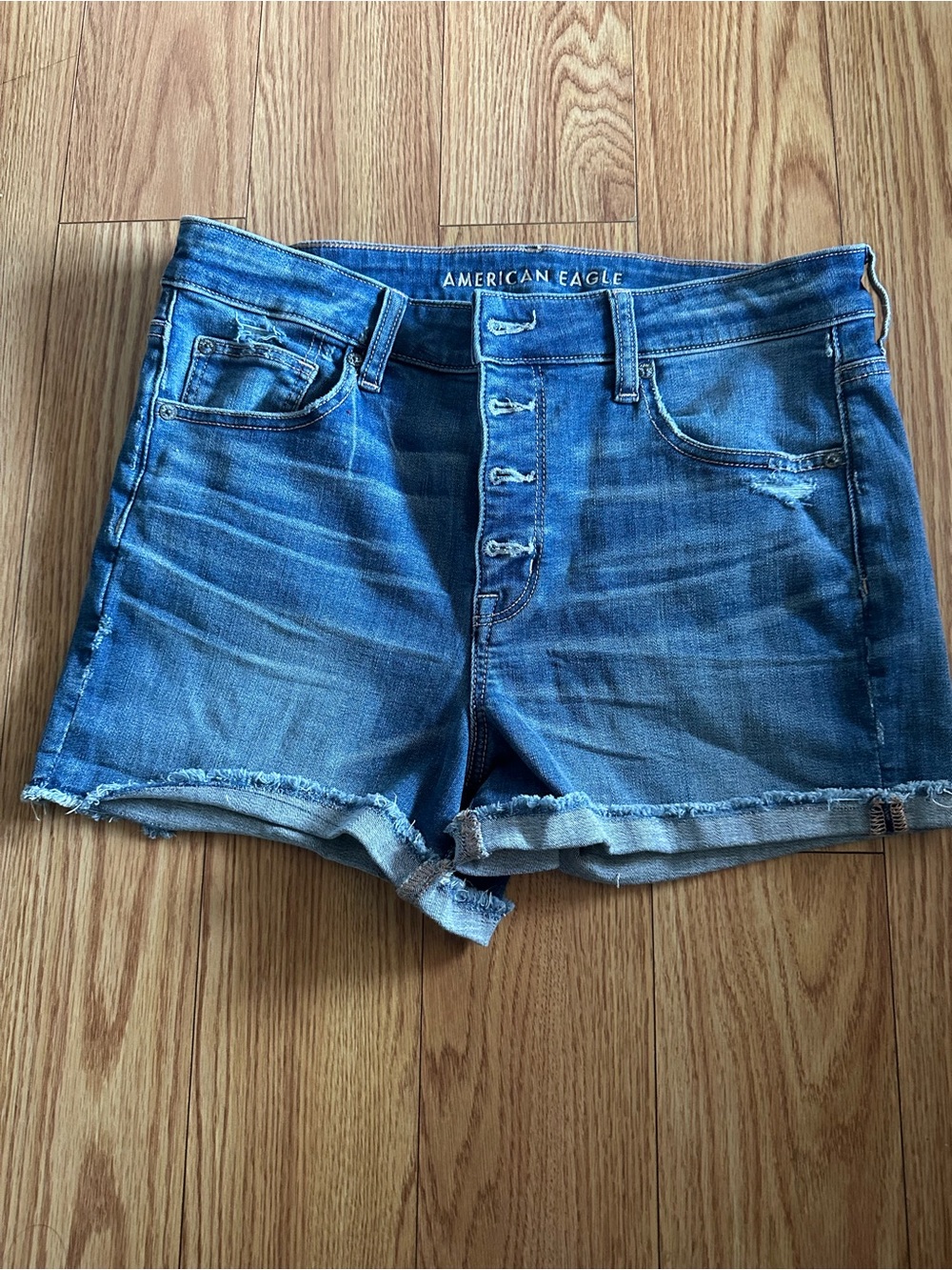 American Eagle Outfitters Distressed Blue Denim High-Rise Women’s Shorts